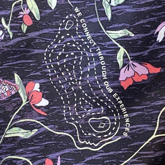 The North Face Black Floral Butterflies Leggings UPF 40+ Size Small - Picture 4 of 8